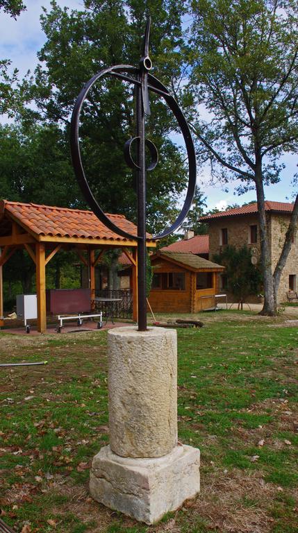 Auberge Les Tables Du Ban Saint-Pierre-la-Palud Exterior photo
